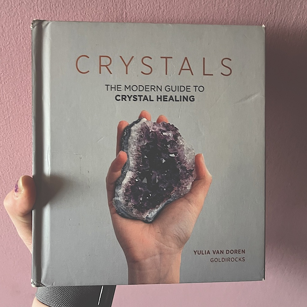 The Modern Guide to Crystal Healing Book💜